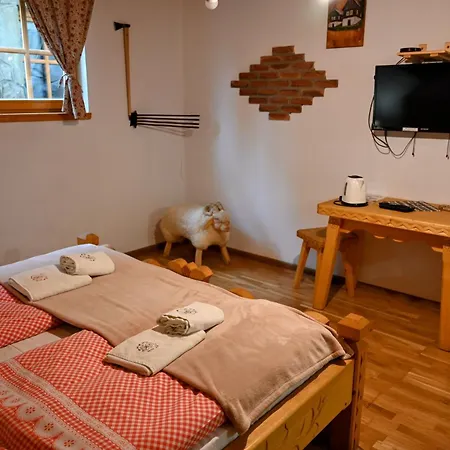 Zbojnicky 3*