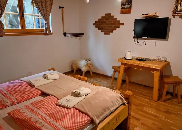 Zbojnicky 3*